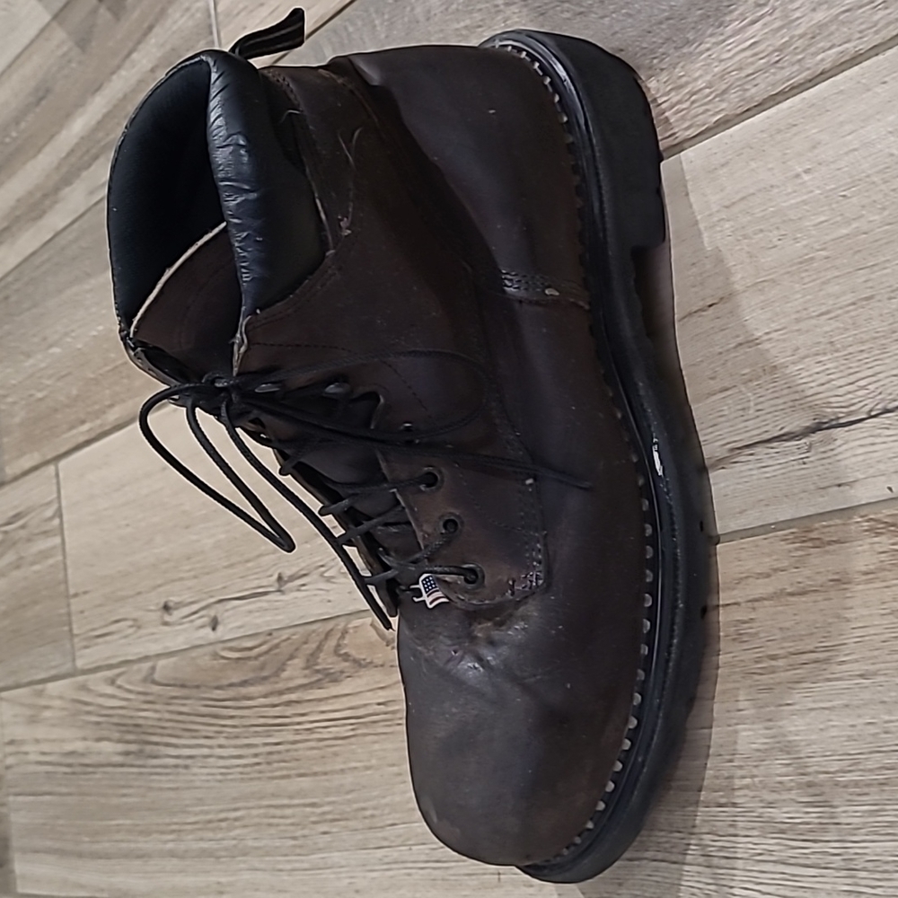 Red Wings Boots* - Picture 5 of 13
